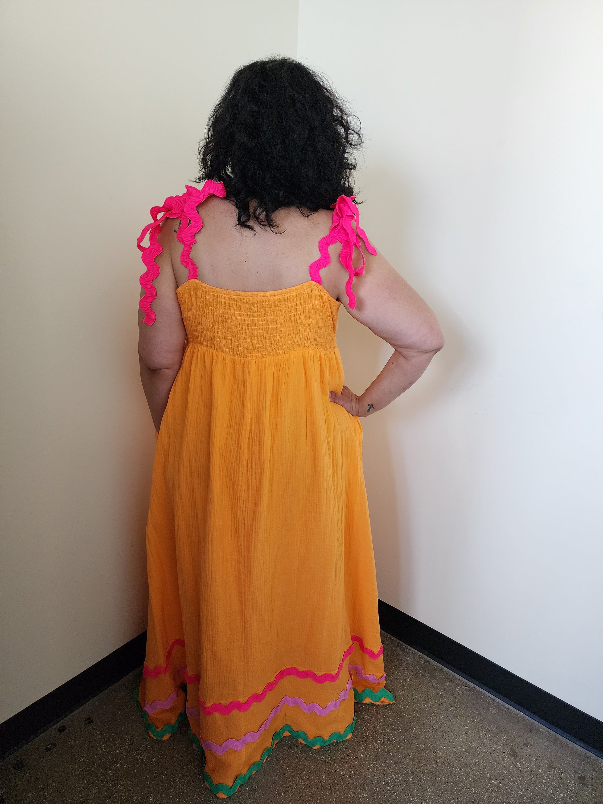 Double Gauze Tie Wavy Trim Detail Maxi Dress