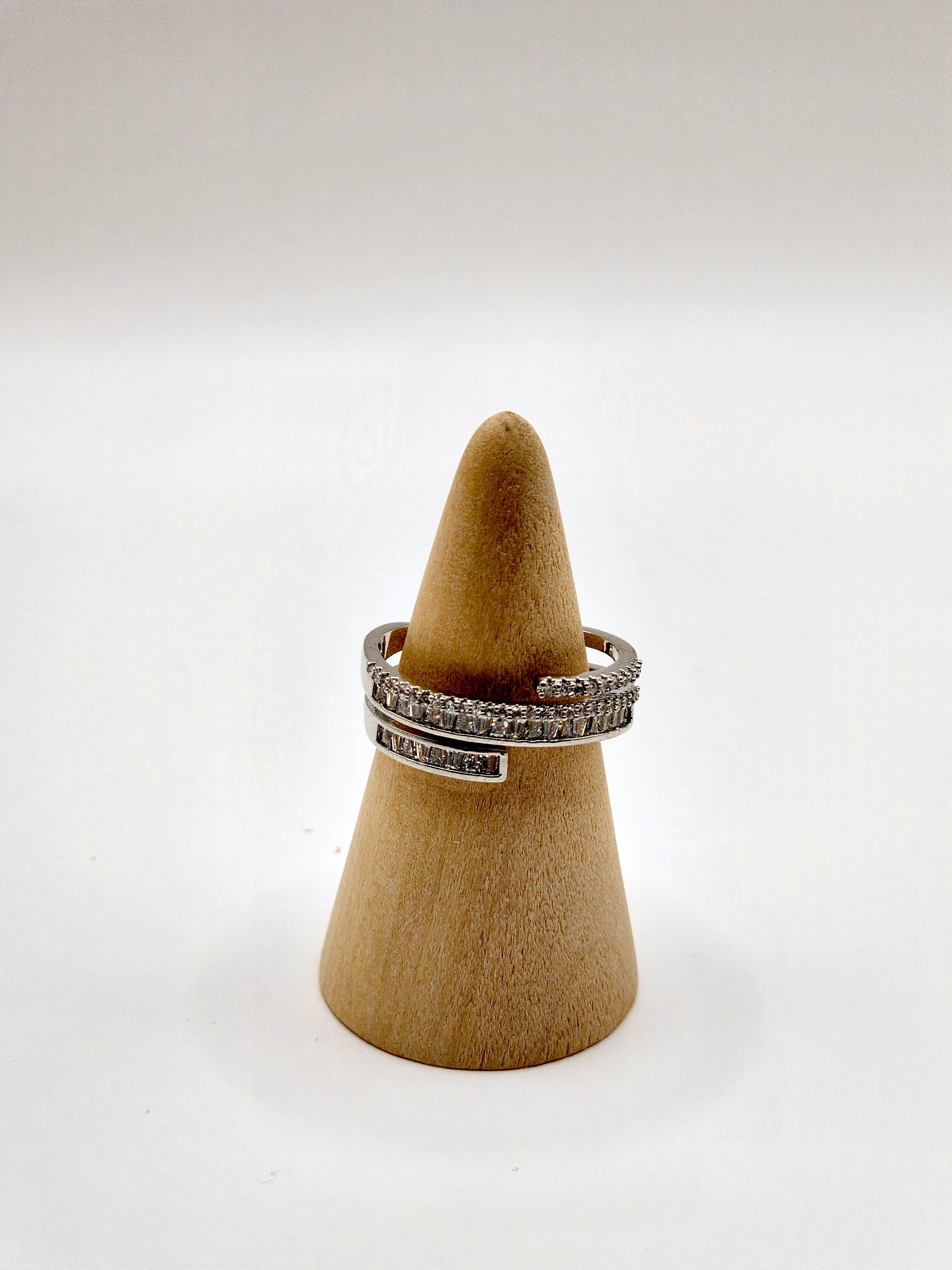 Adjustable Lineal Ring