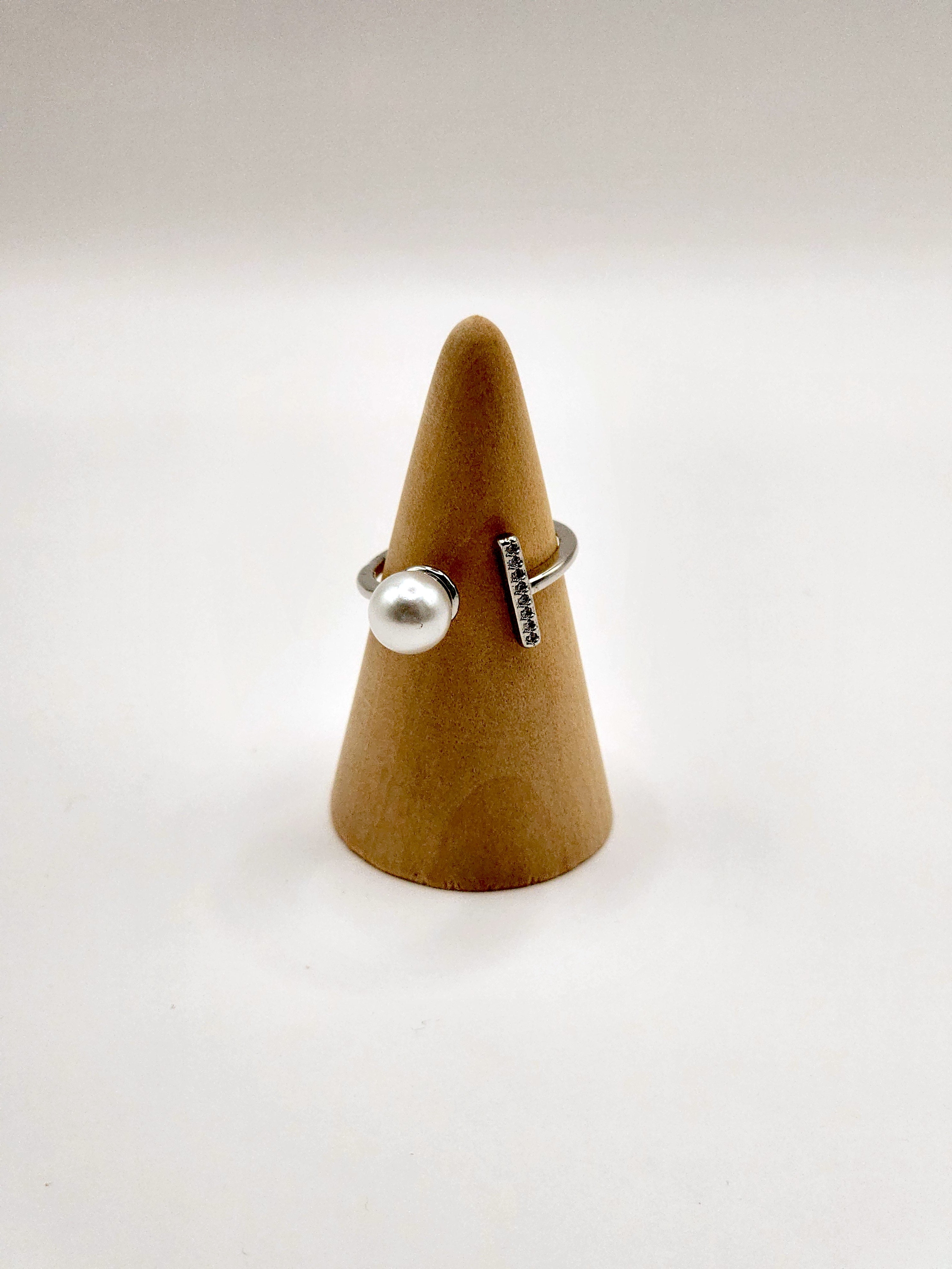 Adjustable Pearl Ring